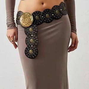 Circles Chunky Fashion Disc Belt Women's Milano Leather Adjustable Metal Buckle